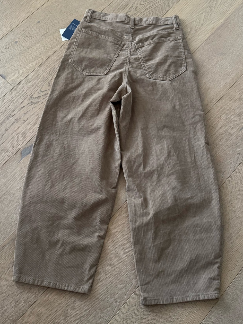 Universal Thread High-Rise Corduroy Easy Barrel Jeans Tan Size 2 NWT - Picture 7 of 12
